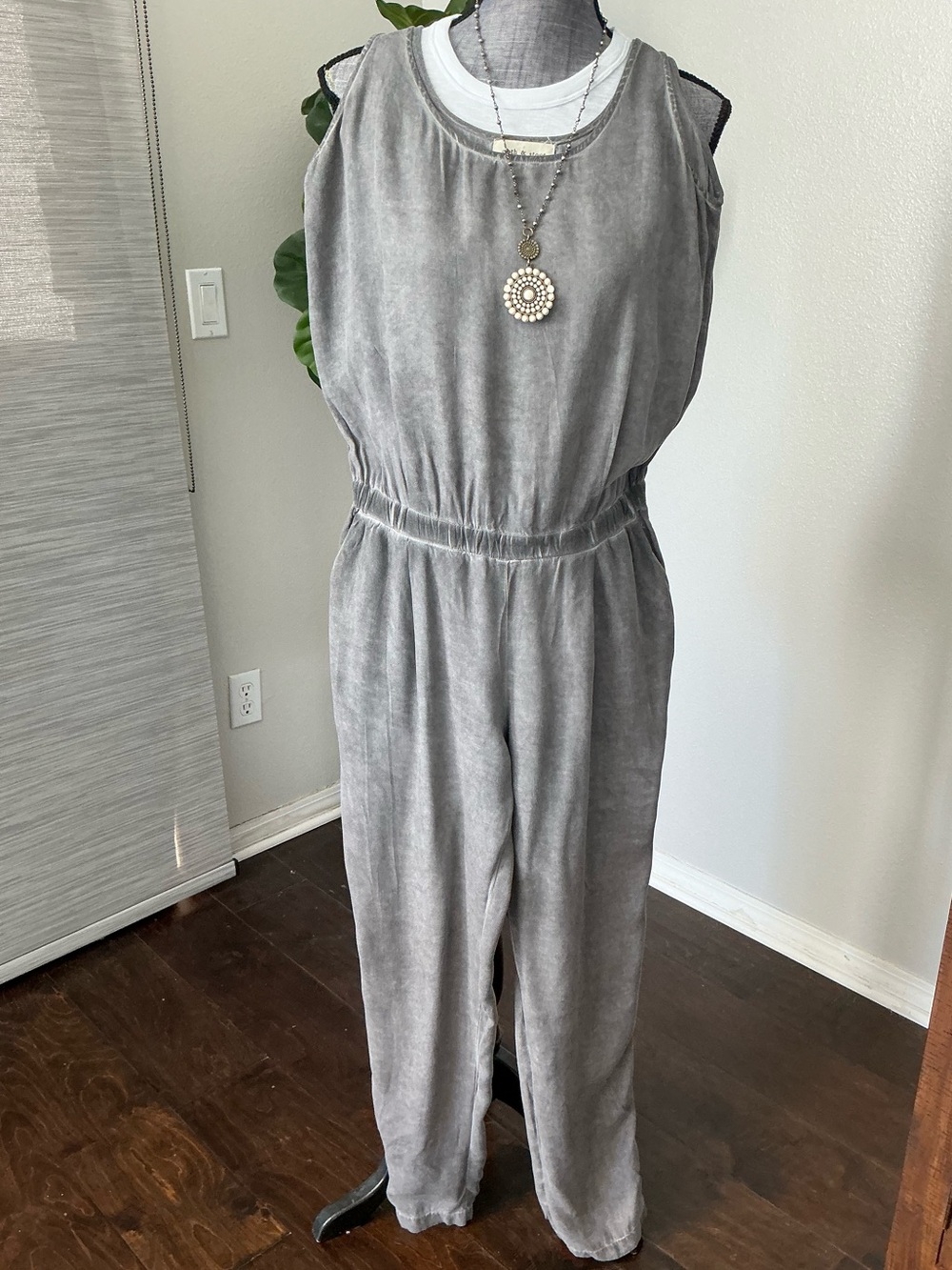 Cloth & Stone Washed Gray Sleeveless Elastic-Waist Jumpsuit